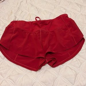lululemon speed up 2.5” shorts size 6